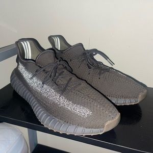 Yeezy Boost 350 V2 Cinder - Reflective